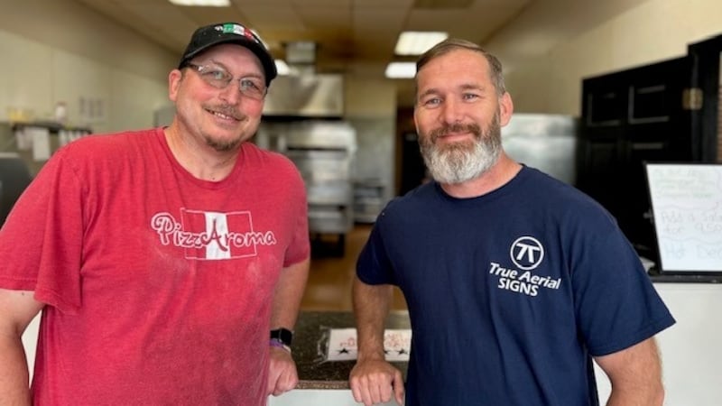 He covered the cost of the unpaid bill and ordered two extra pizzas.