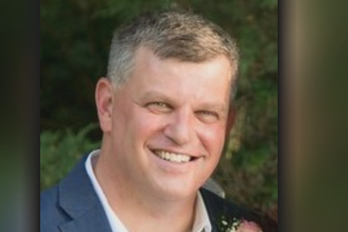 preloaded gallery image