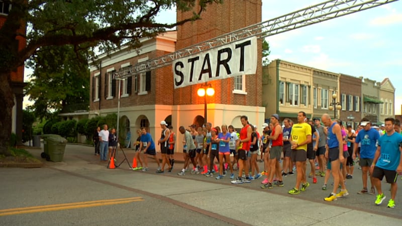 Hundreds are lacing up their tennis shoes for charity in the 11th annual Historic Georgetown...